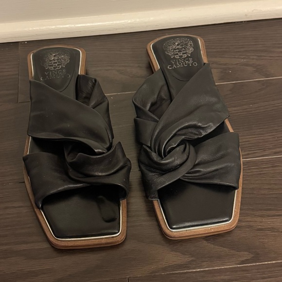 Vince Camuto Palento Women’s Sandals - Picture 2 of 3